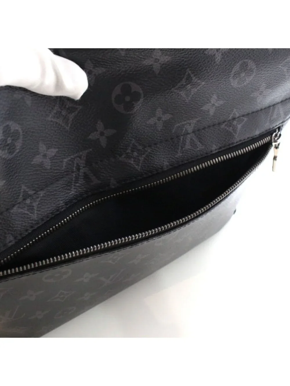 Louis Vuitton District MM Shoulder Bag Monogram Eclipse Gray Silver